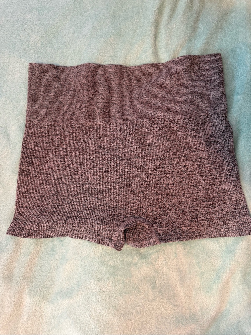 Seamless High-Waist Women’s Shorts/Spandex in Heather Gray